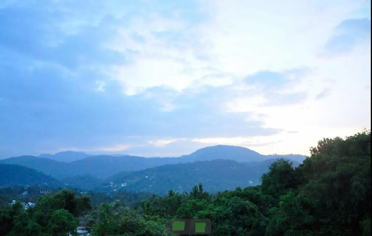 Hotel The Kandy Mount Layathraa Kundasale